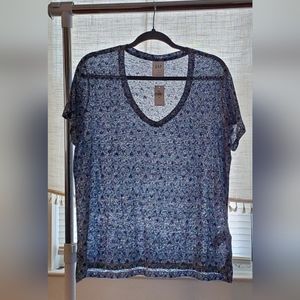 Women's V neck, short sleeve , Floral Design M